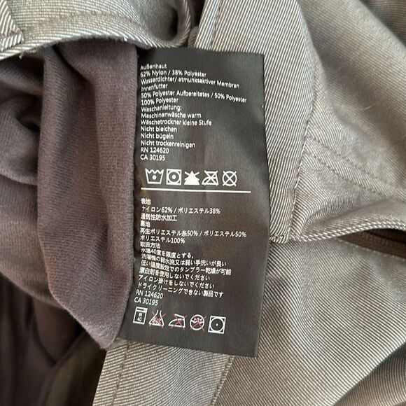 Holden sz M grey/taupe vented adjustable waist great pre owned condition - Picture 8 of 9